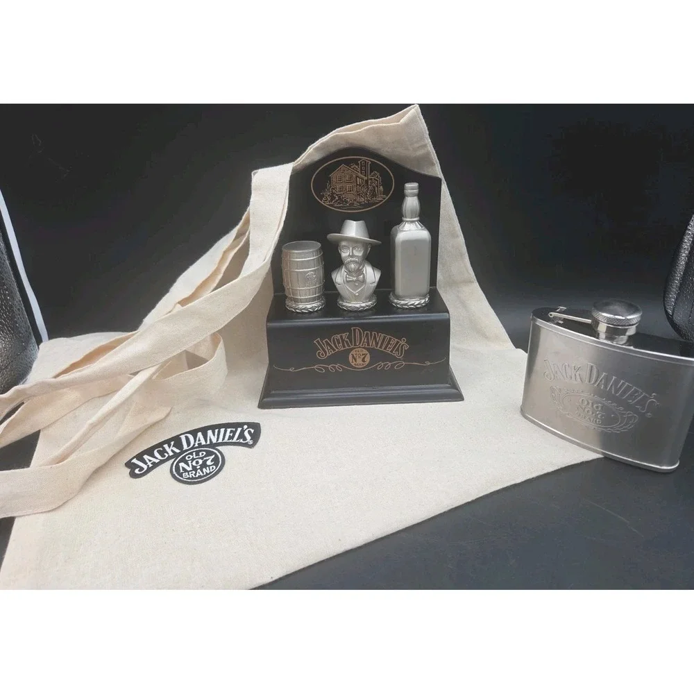 Vintage 2005 Jack Daniels Pewter Bottle Stopper Set Stand Flask Tote Bag Bundle